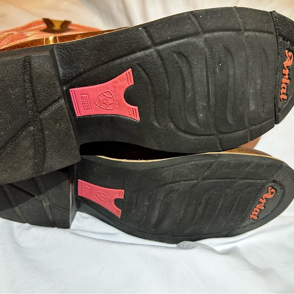 Women’s Ariat Fat Baby boots. - Picture 4 of 5
